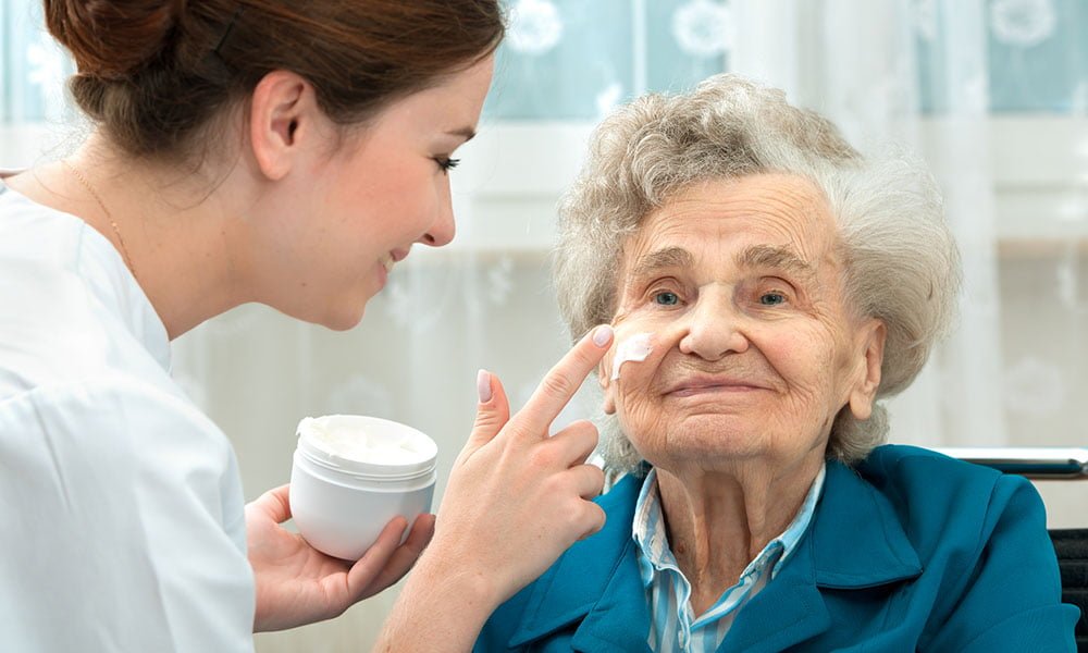 elderly-bruised-skin-what-causes-it-and-how-to-prevent-it-elderly-guides