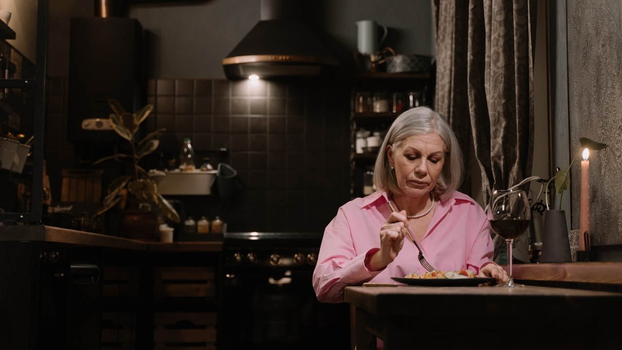Elderly Person Refuses to Eat Elderly Person Refuses to Eat